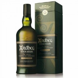 Whisky écossais Ardbeg Uigeadail 54.2% et son étui