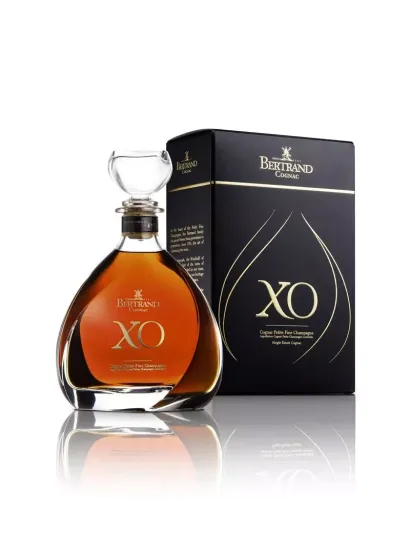 Cognac Bertrand XO Carafe 35 ans d'âge 42.9 %